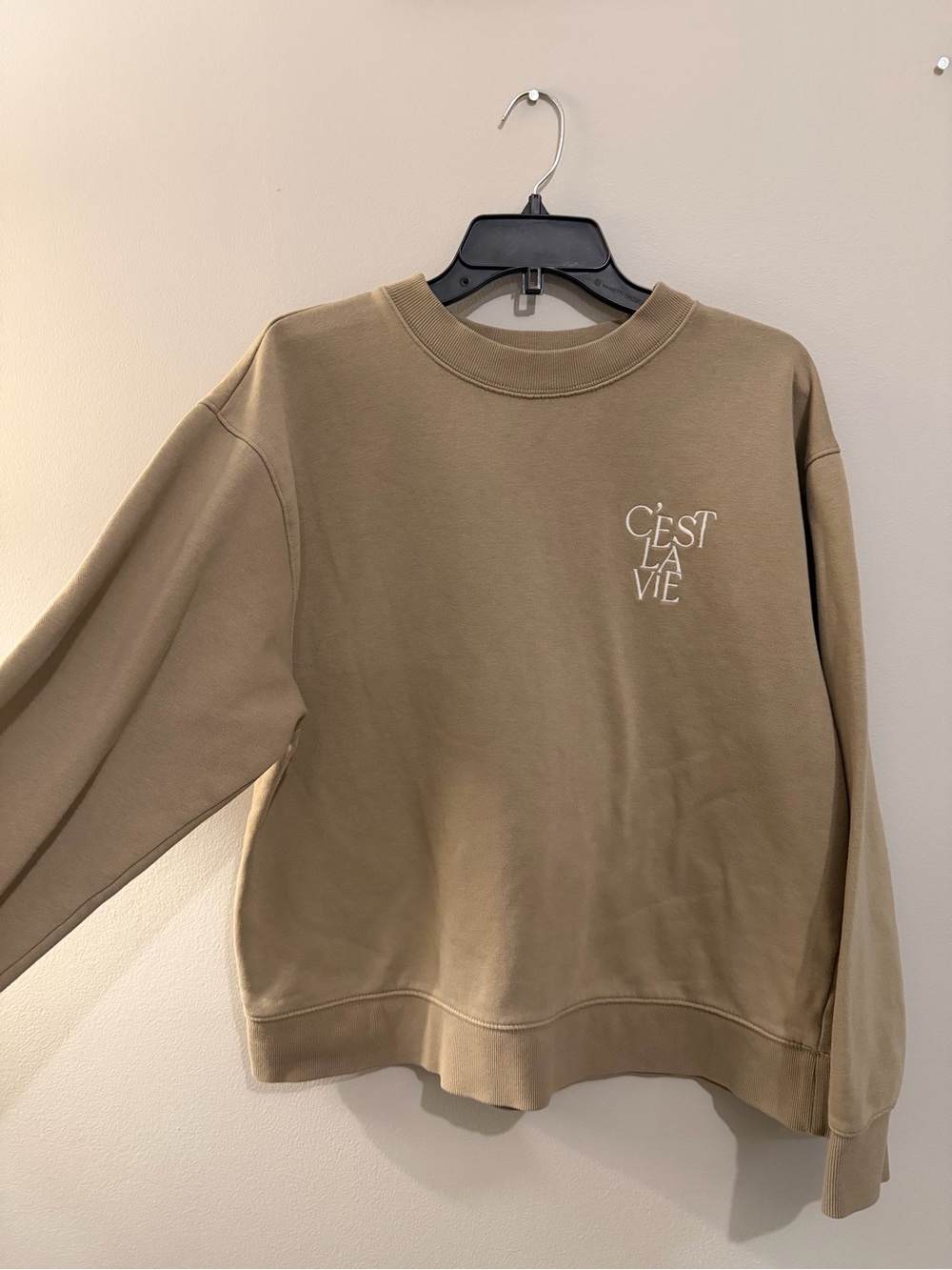 Universal Thread Women’s Crewneck Sweatshirt